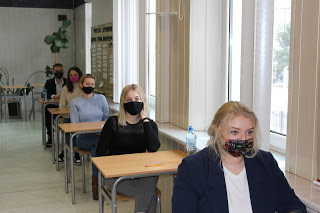 W Strzelnie rozpoczęły się próbne matury - fot