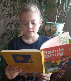 Uczniowie SP im. M. Konopnickiej we Wronowach i ich ulubione książki - Światowy Dzień Książki i Praw Autorskich