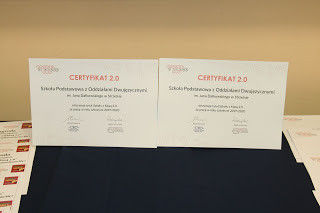 Szkoła SP w Strzelnie z tytułem 