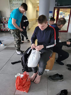 Uśmiech, zabawa i rehabilitacja - Uczniowie SOSW w Strzelnie z wizytą na basenie