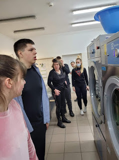 Uczniowie OSW ze Strzelna odwiedzili ZAZ w Przyjezierzu