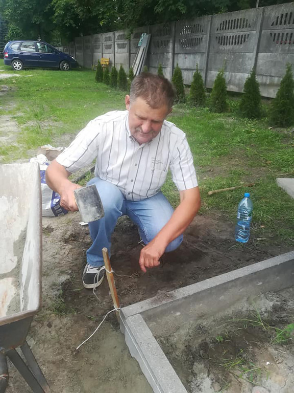 Podopieczni ŚDS w Strzelnie pracują i odpoczywają