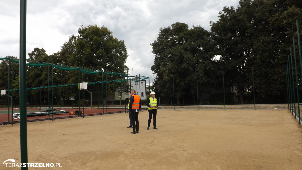 Zaproszeni goście podziwiali Park Kościuszki i postęp prac przy SP.