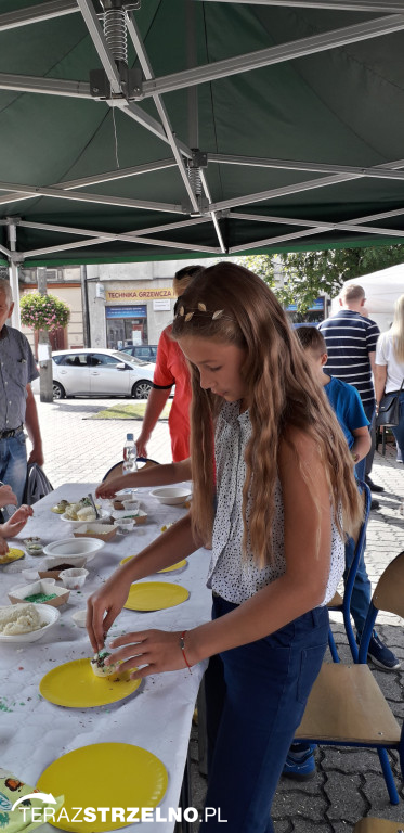 Konkursy i zabawa na strzeleńskim Rynku - fotorelacja