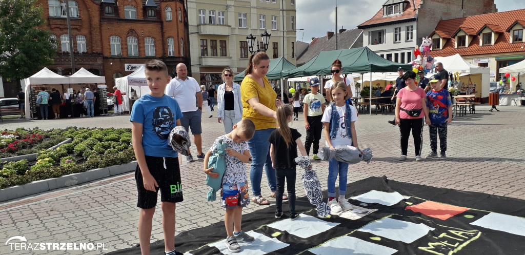 Konkursy i zabawa na strzeleńskim Rynku - fotorelacja