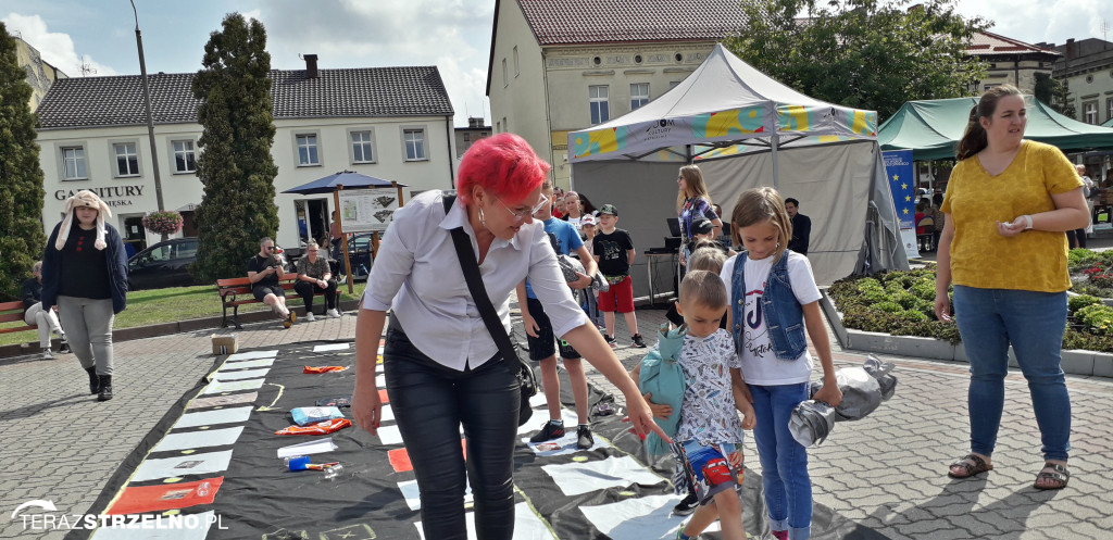 Konkursy i zabawa na strzeleńskim Rynku - fotorelacja