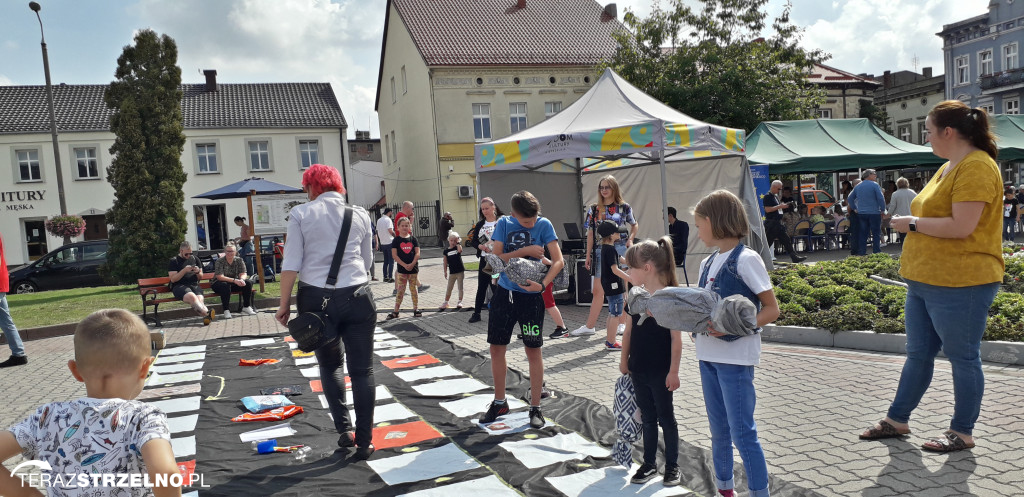 Konkursy i zabawa na strzeleńskim Rynku - fotorelacja