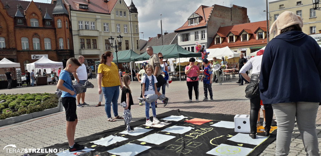Konkursy i zabawa na strzeleńskim Rynku - fotorelacja