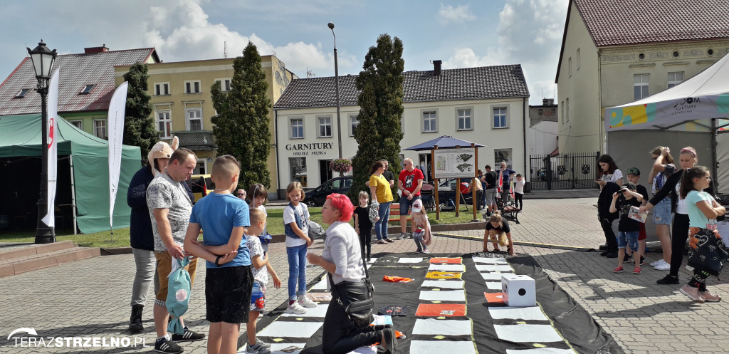 Konkursy i zabawa na strzeleńskim Rynku - fotorelacja