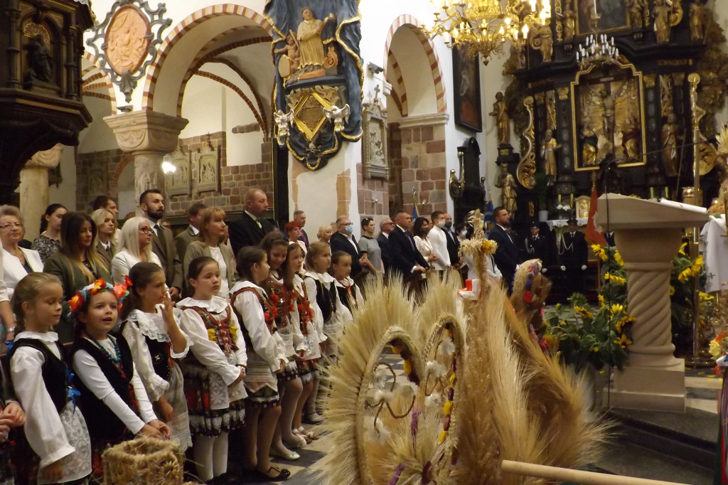 DOŻYNKI GMINNO- DIECEZJALNO- PARAFIALNE w STRZELNIE