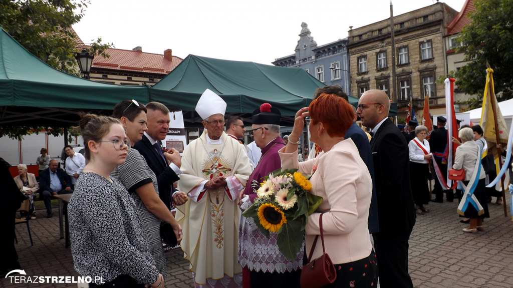 DOŻYNKI GMINNO- DIECEZJALNO- PARAFIALNE w STRZELNIE