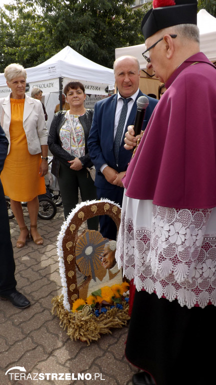DOŻYNKI GMINNO- DIECEZJALNO- PARAFIALNE w STRZELNIE