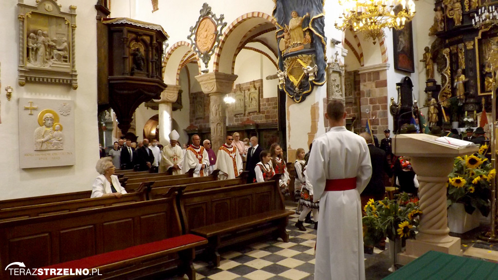 DOŻYNKI GMINNO- DIECEZJALNO- PARAFIALNE w STRZELNIE