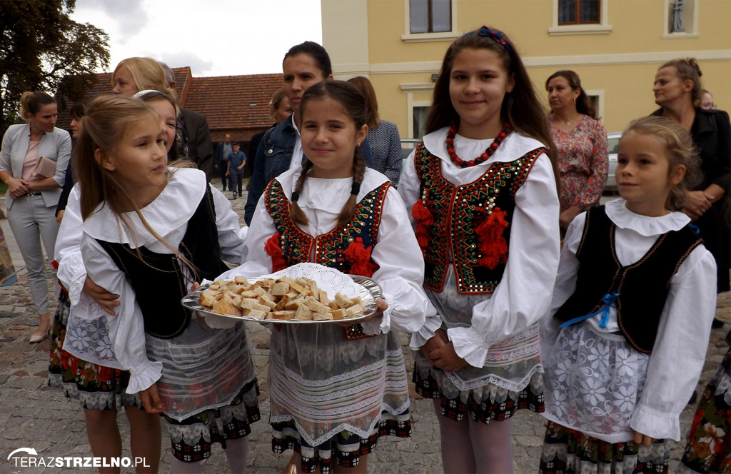 DOŻYNKI GMINNO- DIECEZJALNO- PARAFIALNE w STRZELNIE