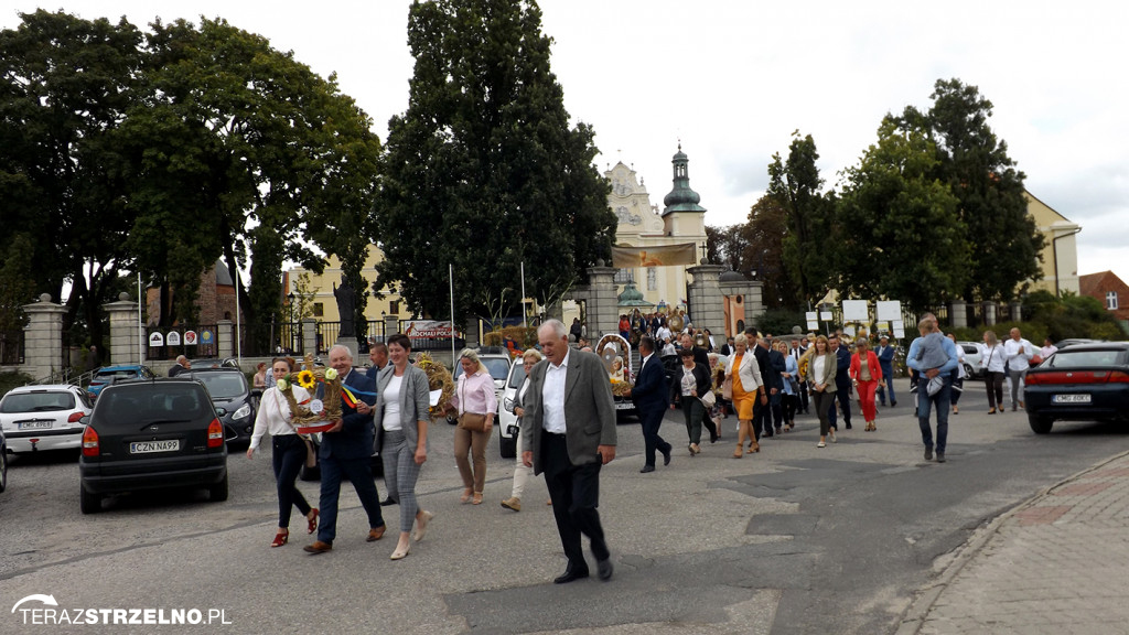 DOŻYNKI GMINNO- DIECEZJALNO- PARAFIALNE w STRZELNIE