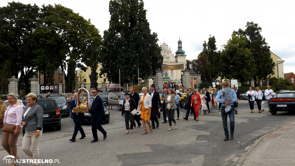 DOŻYNKI GMINNO- DIECEZJALNO- PARAFIALNE w STRZELNIE