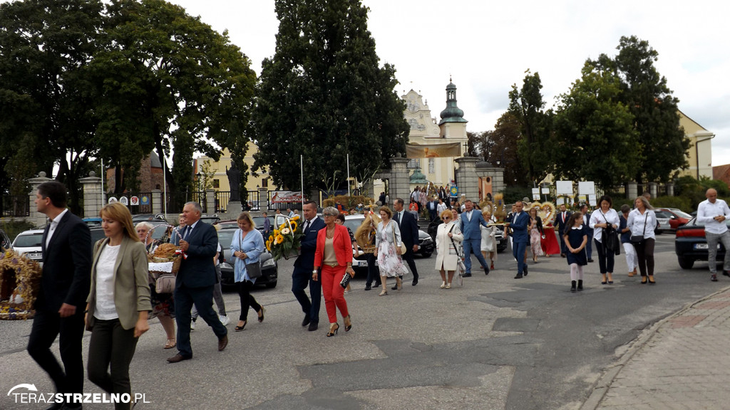 DOŻYNKI GMINNO- DIECEZJALNO- PARAFIALNE w STRZELNIE