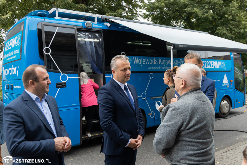 Szczepionkobus w powiecie mogileńskim [VIDEO, ZDJĘCIA]