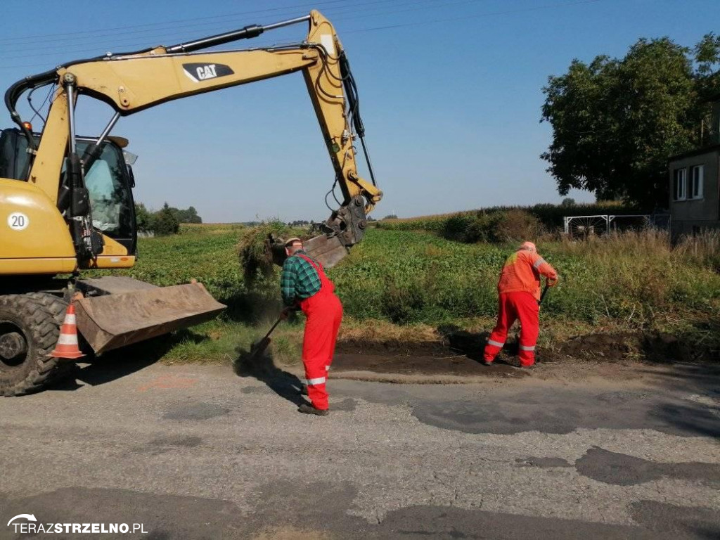 Trwają prace remontowe na drodze powiatowej w miejscowości Sławsko Dolne