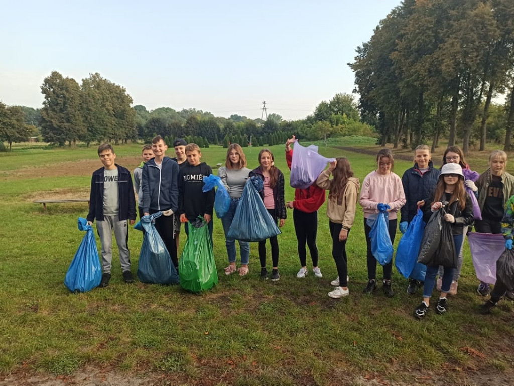 Uczniowie SP w Markowicach wzięli udział w 