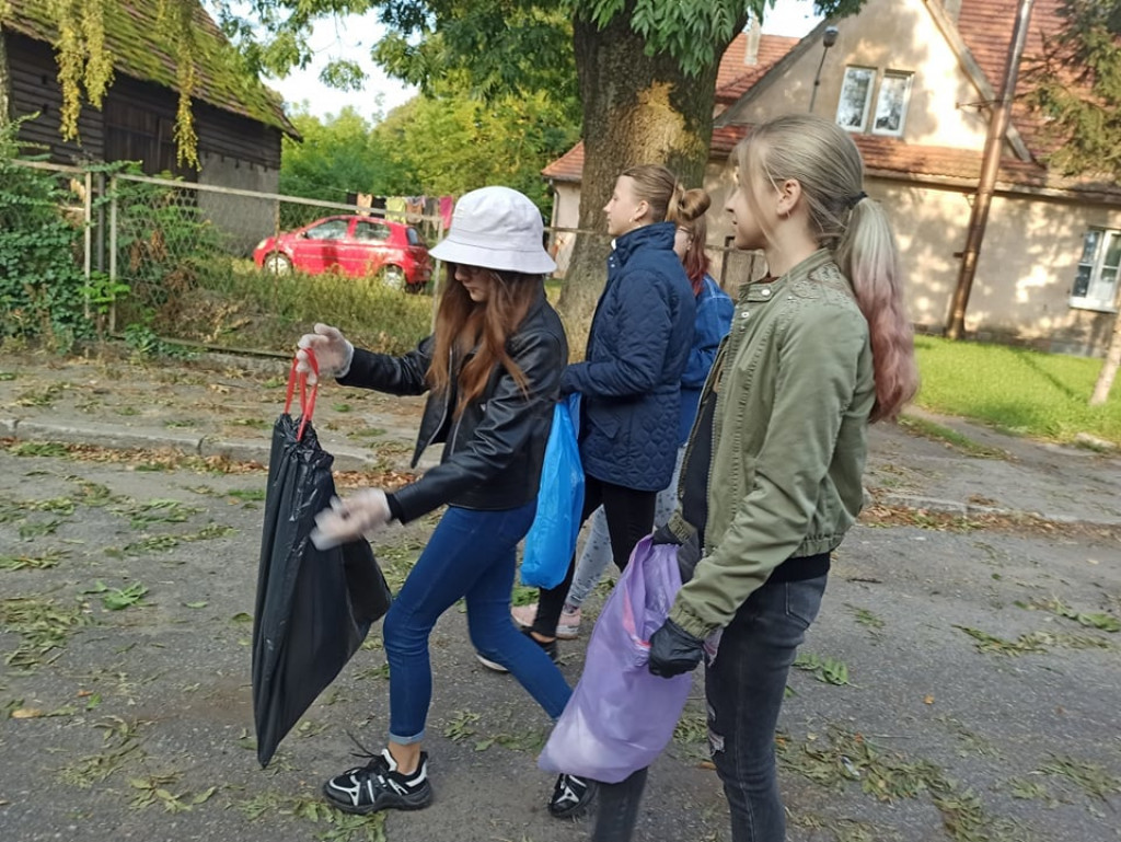 Uczniowie SP w Markowicach wzięli udział w 