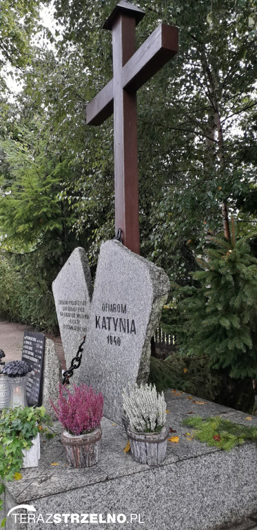 Uroczystości 17 września pod Pomnikiem Katyńskim w Strzelnie