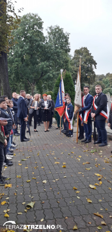 Uroczystości 17 września pod Pomnikiem Katyńskim w Strzelnie