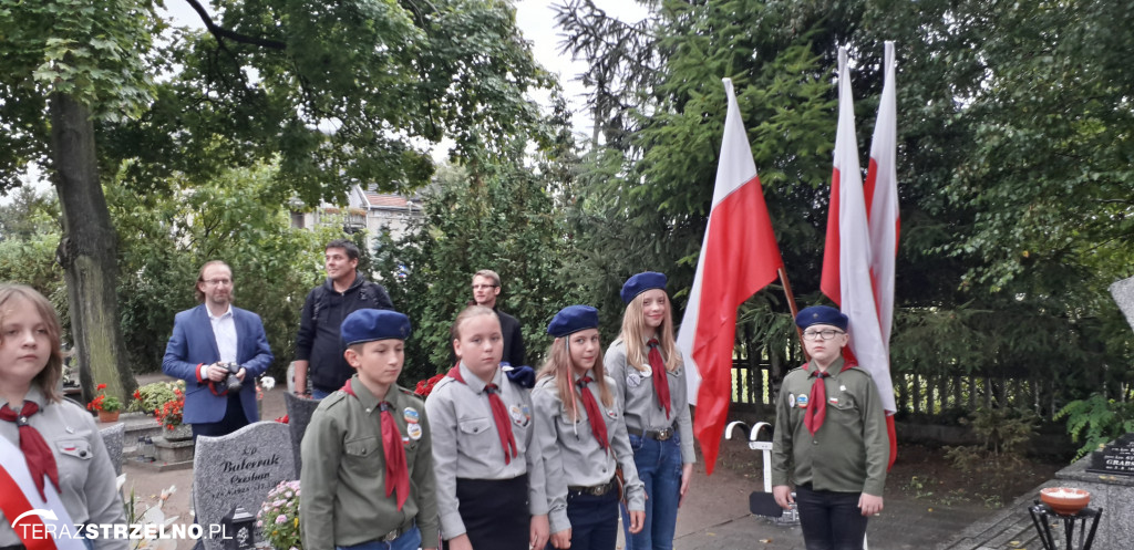 Uroczystości 17 września pod Pomnikiem Katyńskim w Strzelnie