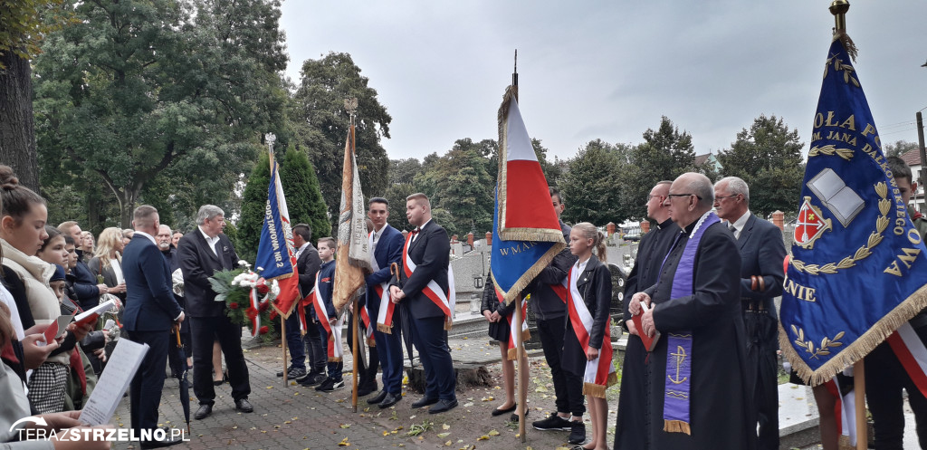 Uroczystości 17 września pod Pomnikiem Katyńskim w Strzelnie