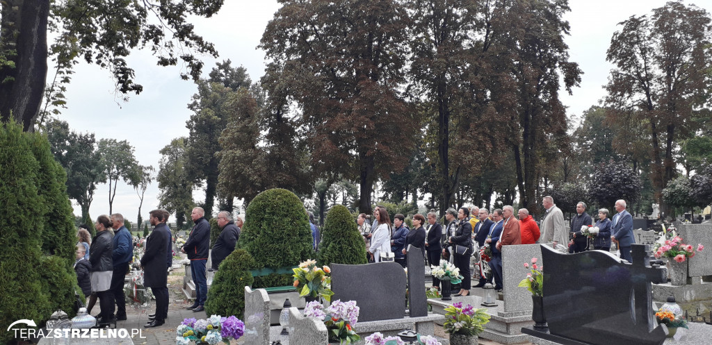 Uroczystości 17 września pod Pomnikiem Katyńskim w Strzelnie