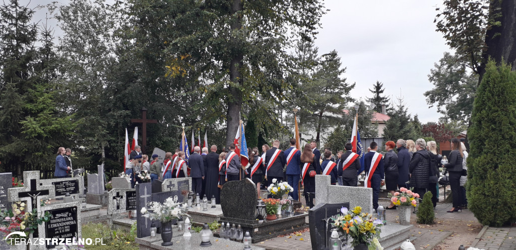 Uroczystości 17 września pod Pomnikiem Katyńskim w Strzelnie