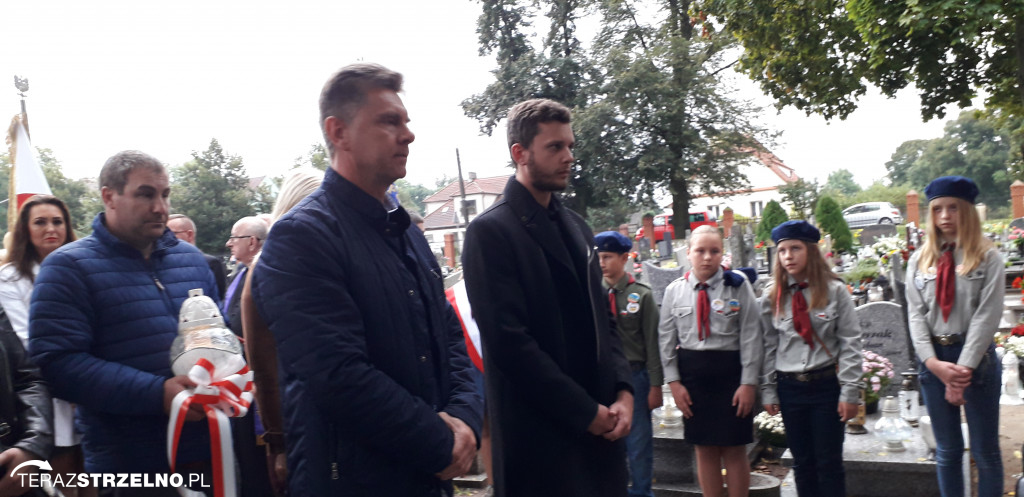 Uroczystości 17 września pod Pomnikiem Katyńskim w Strzelnie