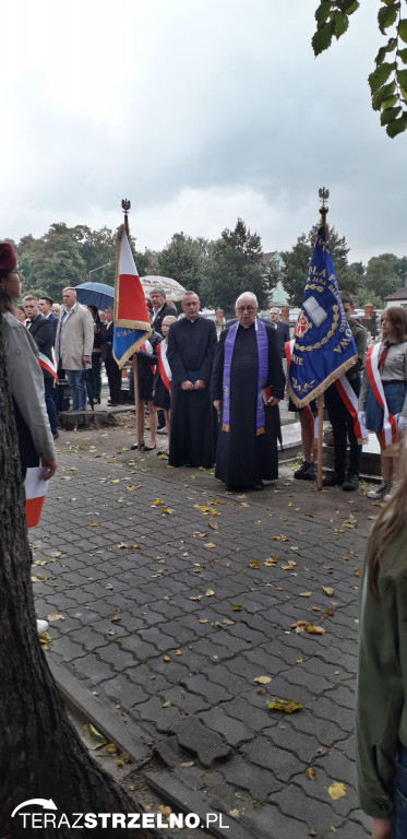 Uroczystości 17 września pod Pomnikiem Katyńskim w Strzelnie