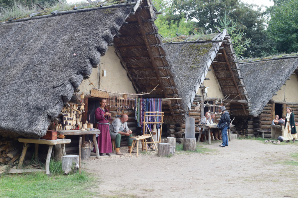 Uczniowie ze Strzelna na XXVI Festynie Archeologicznym