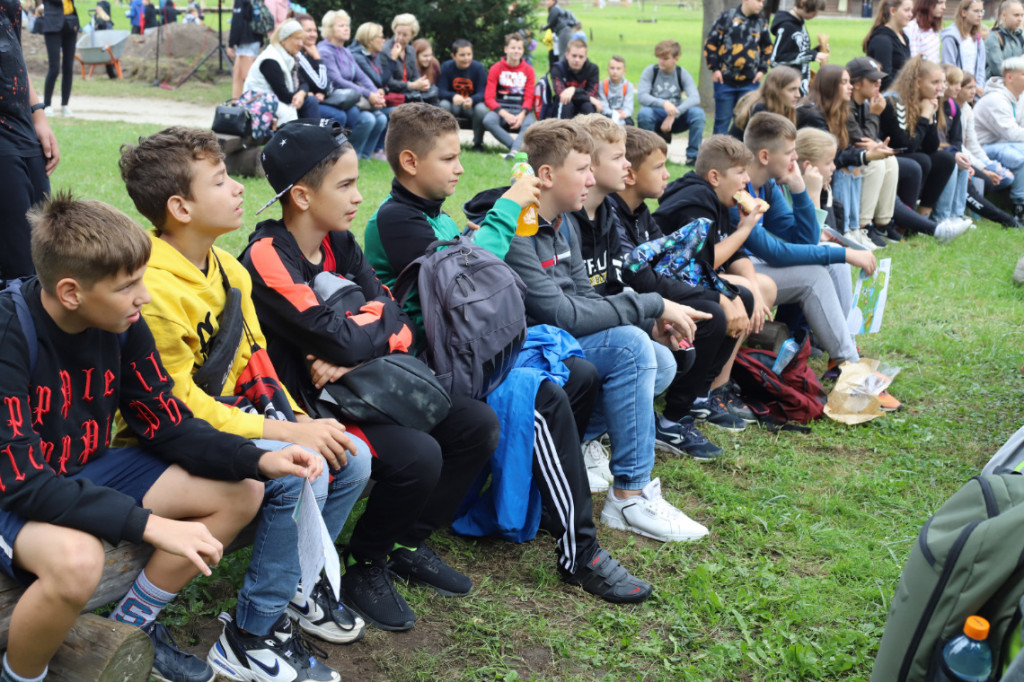 Uczniowie ze Strzelna na XXVI Festynie Archeologicznym