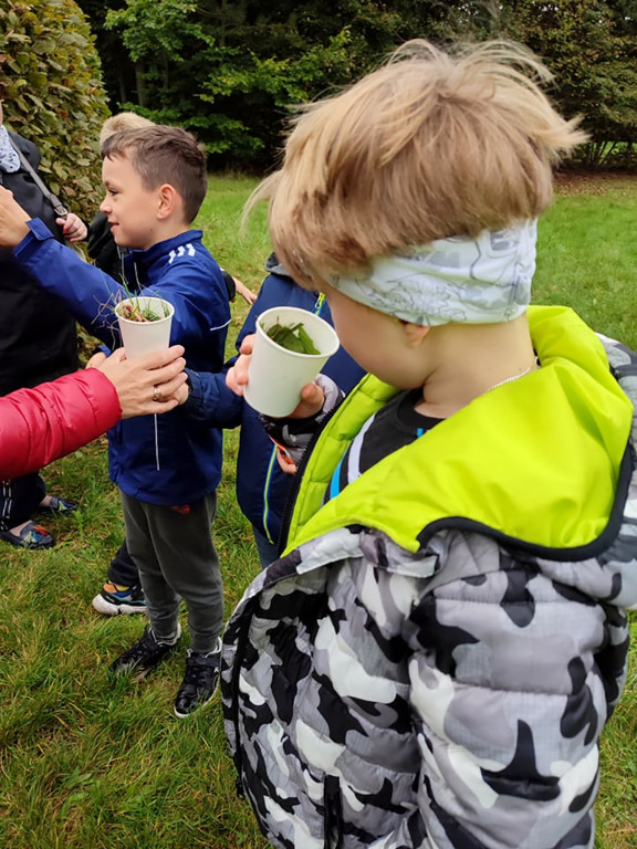 Dzieci strzeleńskiej szkoły na wycieczce w Kurzebieli