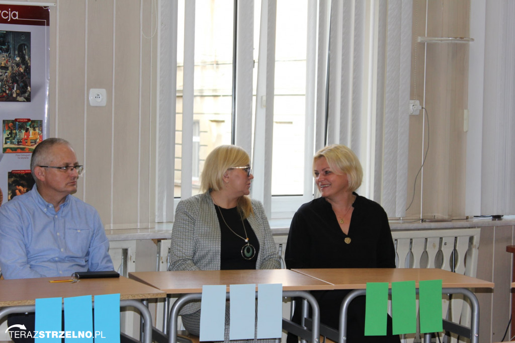 Zespół Szkół w Strzelnie - Dzień Edukacji Narodowej