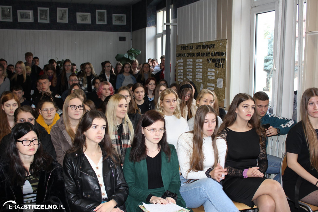 Zespół Szkół w Strzelnie - Dzień Edukacji Narodowej