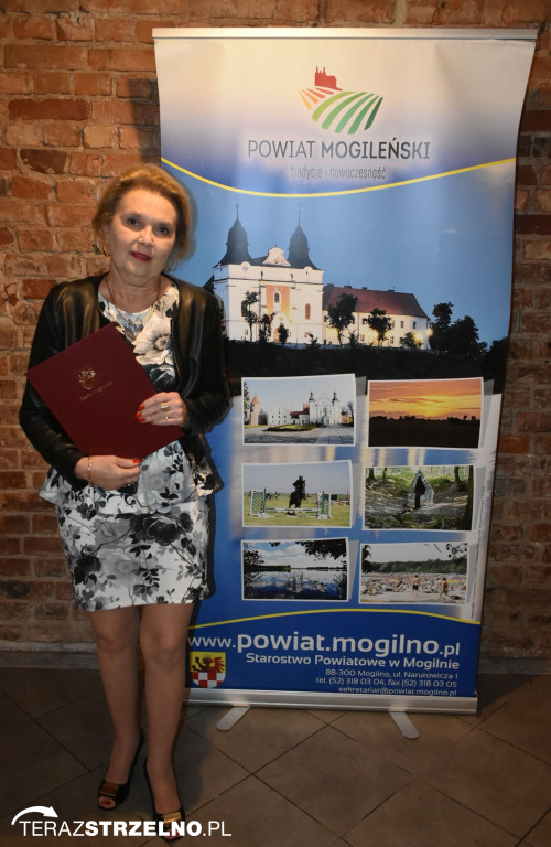  Nauczyciele ze Strzelna z nagrodami starosty mogileńskiego [ZDJĘCIA]