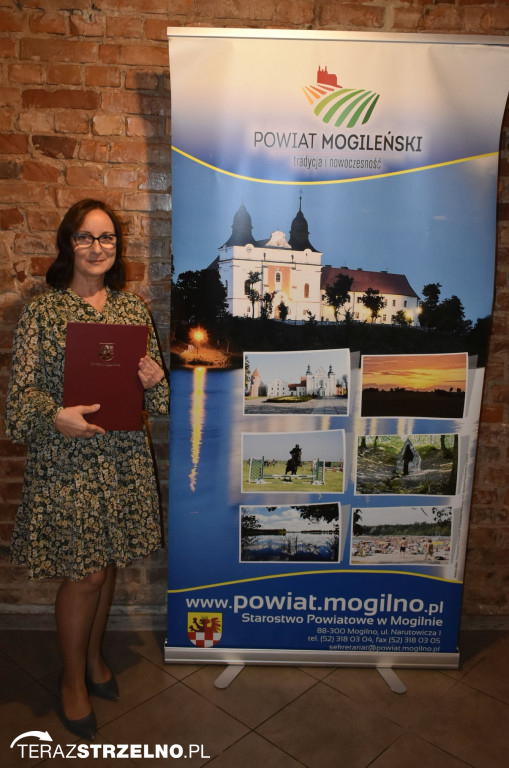  Nauczyciele ze Strzelna z nagrodami starosty mogileńskiego [ZDJĘCIA]