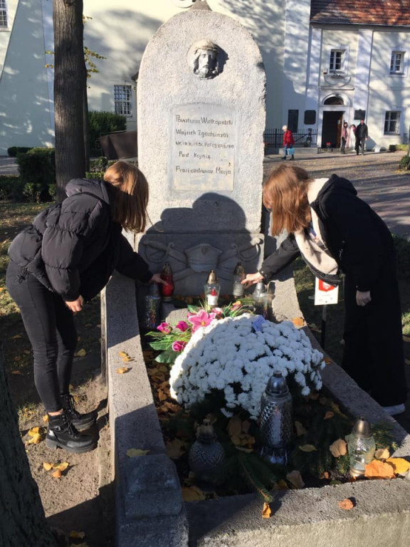 Markowice - Szkoła im. G. Zielińskiego pamięta o swoich bohaterach