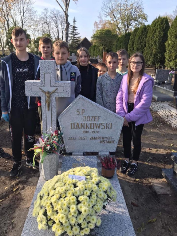 Markowice - Szkoła im. G. Zielińskiego pamięta o swoich bohaterach