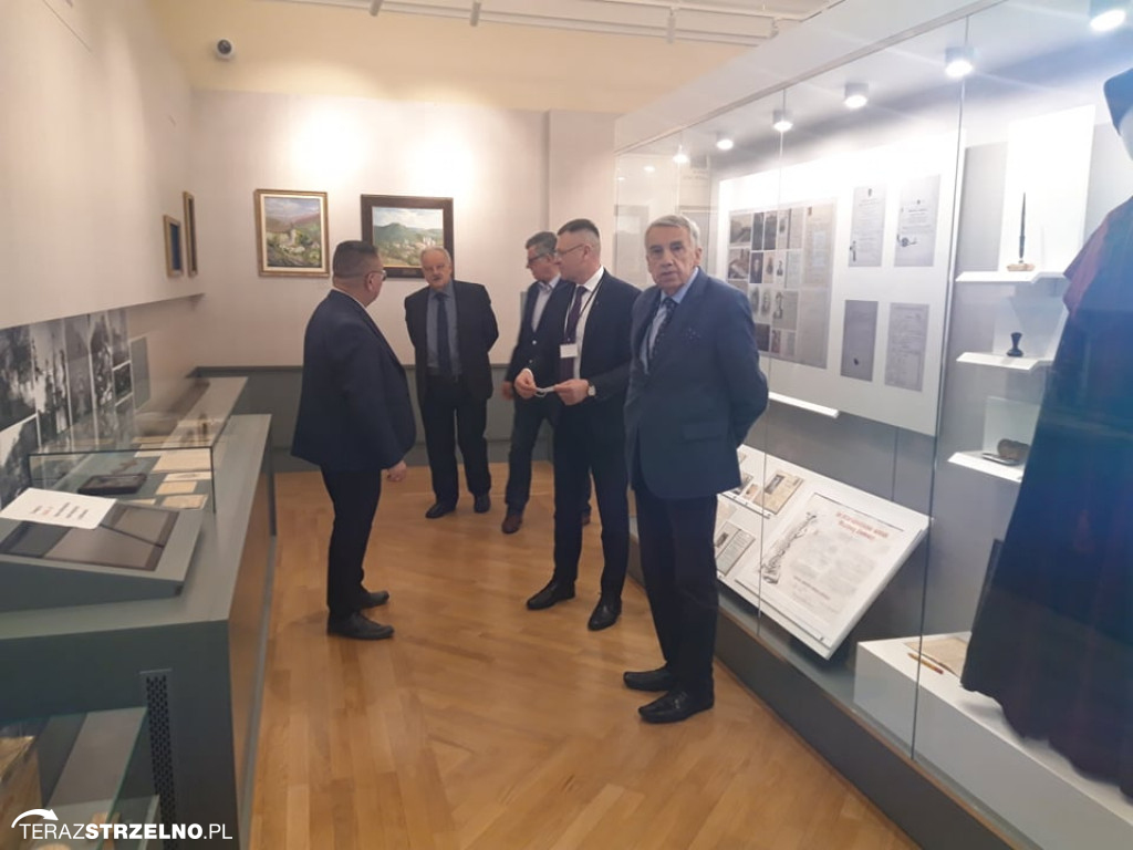 Burmistrz z wizytą w Muzeum Powstania Warszawskiego