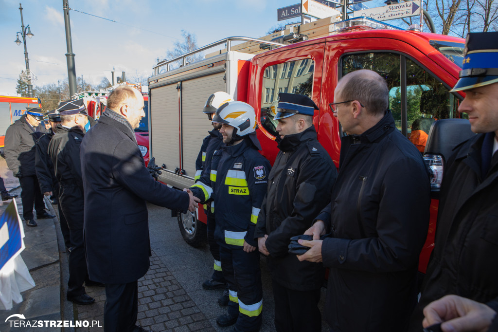 Samochody strażackie trafiły do jednostek m.in. powiatu mogileńskiego