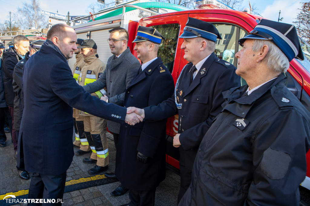 Samochody strażackie trafiły do jednostek m.in. powiatu mogileńskiego