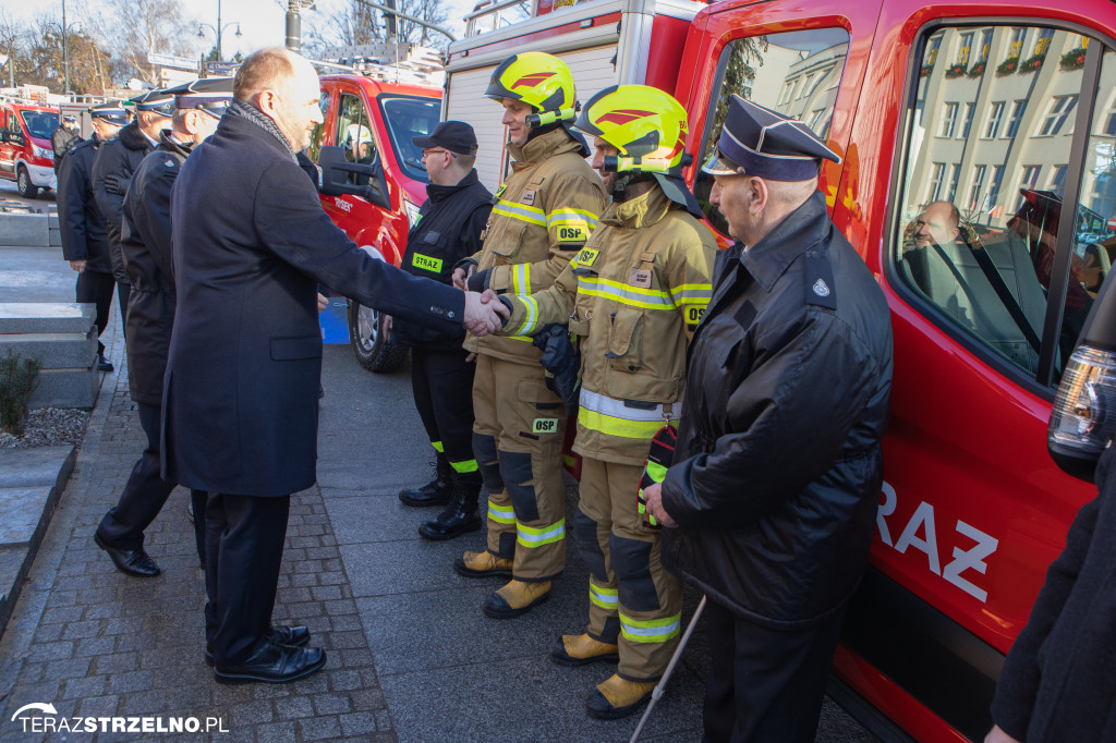 Samochody strażackie trafiły do jednostek m.in. powiatu mogileńskiego