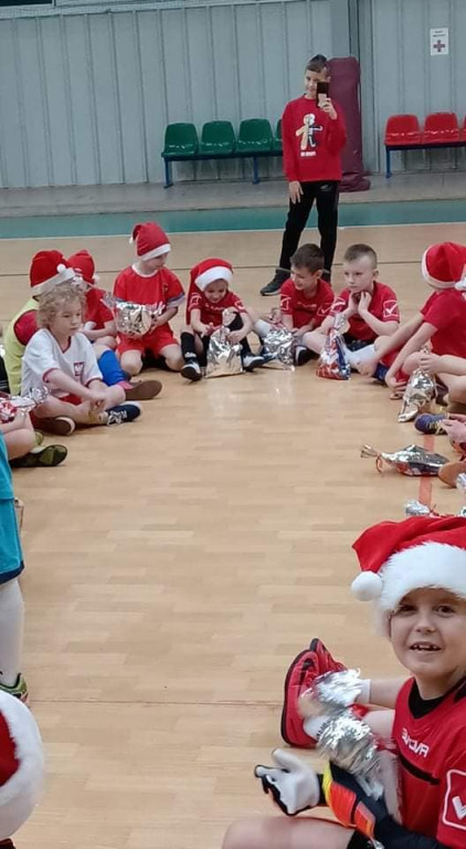 W UKS Olimp świątecznie i nastrojowo