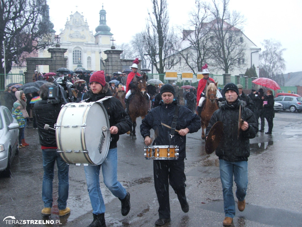 Uroczystość Trzech Króli w Strzelnie, w 2013 r. - poznajecie się?