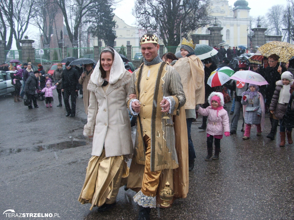 Uroczystość Trzech Króli w Strzelnie, w 2013 r. - poznajecie się?
