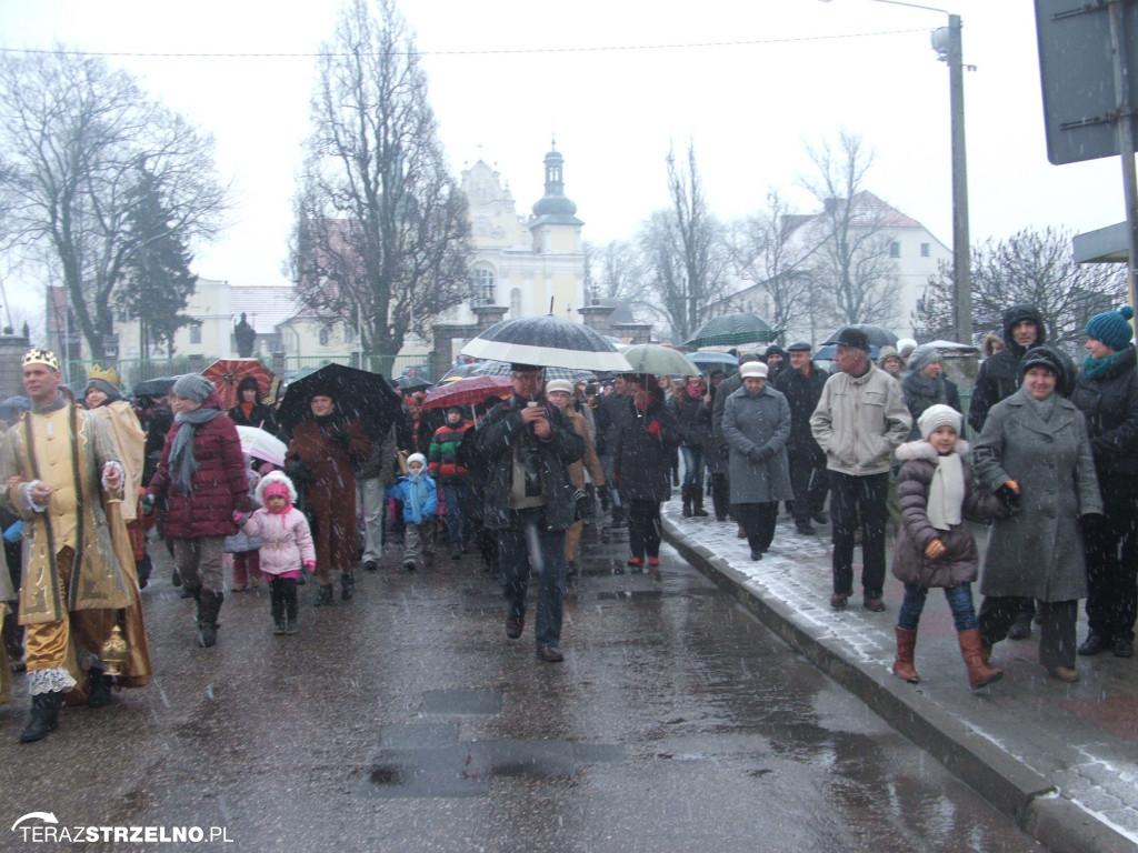 Uroczystość Trzech Króli w Strzelnie, w 2013 r. - poznajecie się?